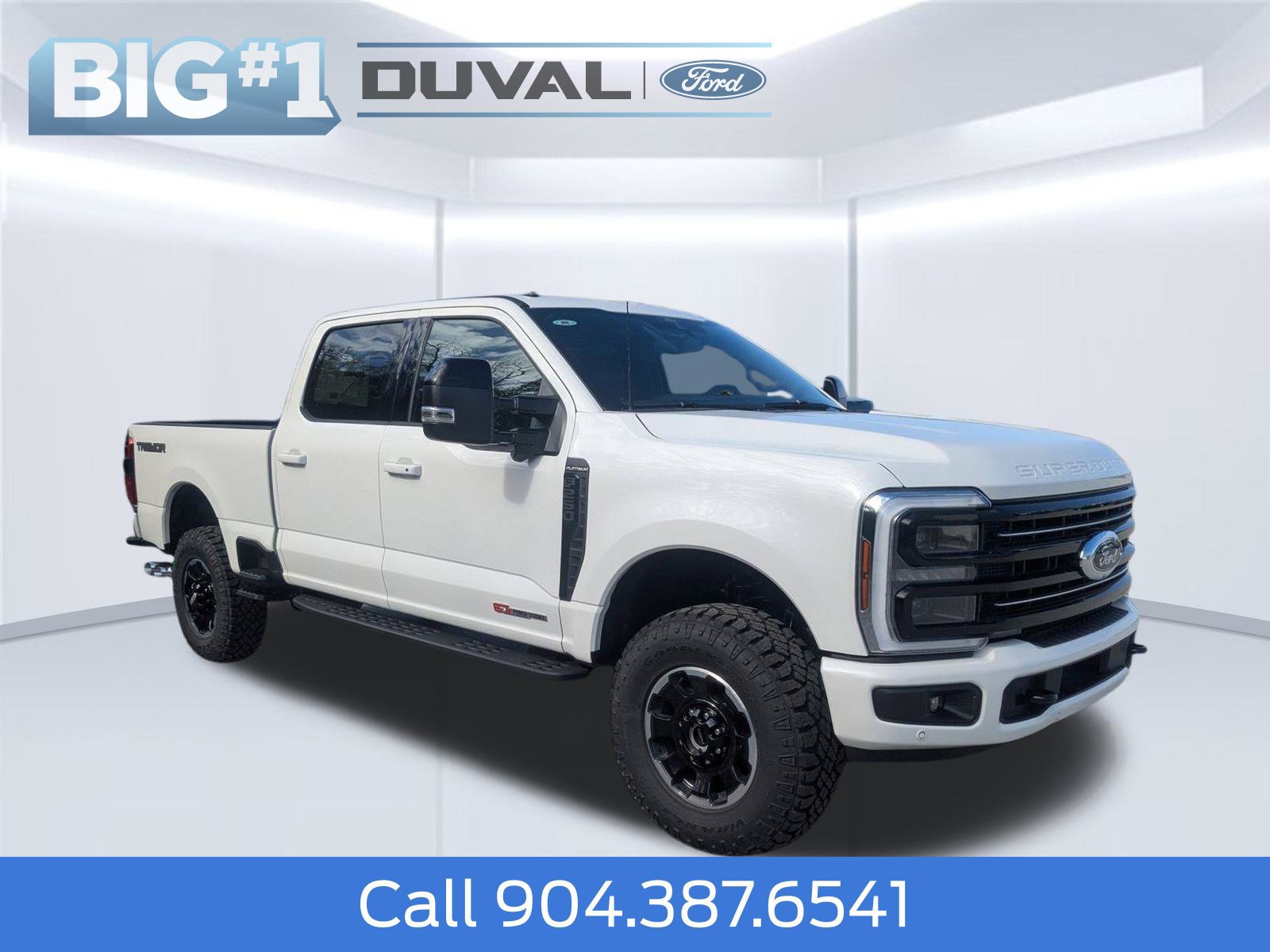 New 2026 Ford F250 Platinum w/ Tremor Off-Road Package AWD/4WD image 2