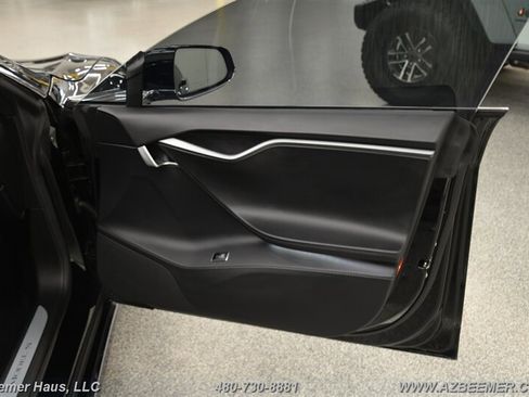 Used 2019 Tesla Model S Performance image 36
