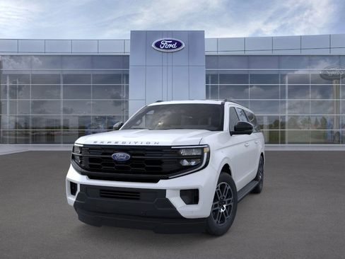 New 2026 Ford Expedition Max Active image 2