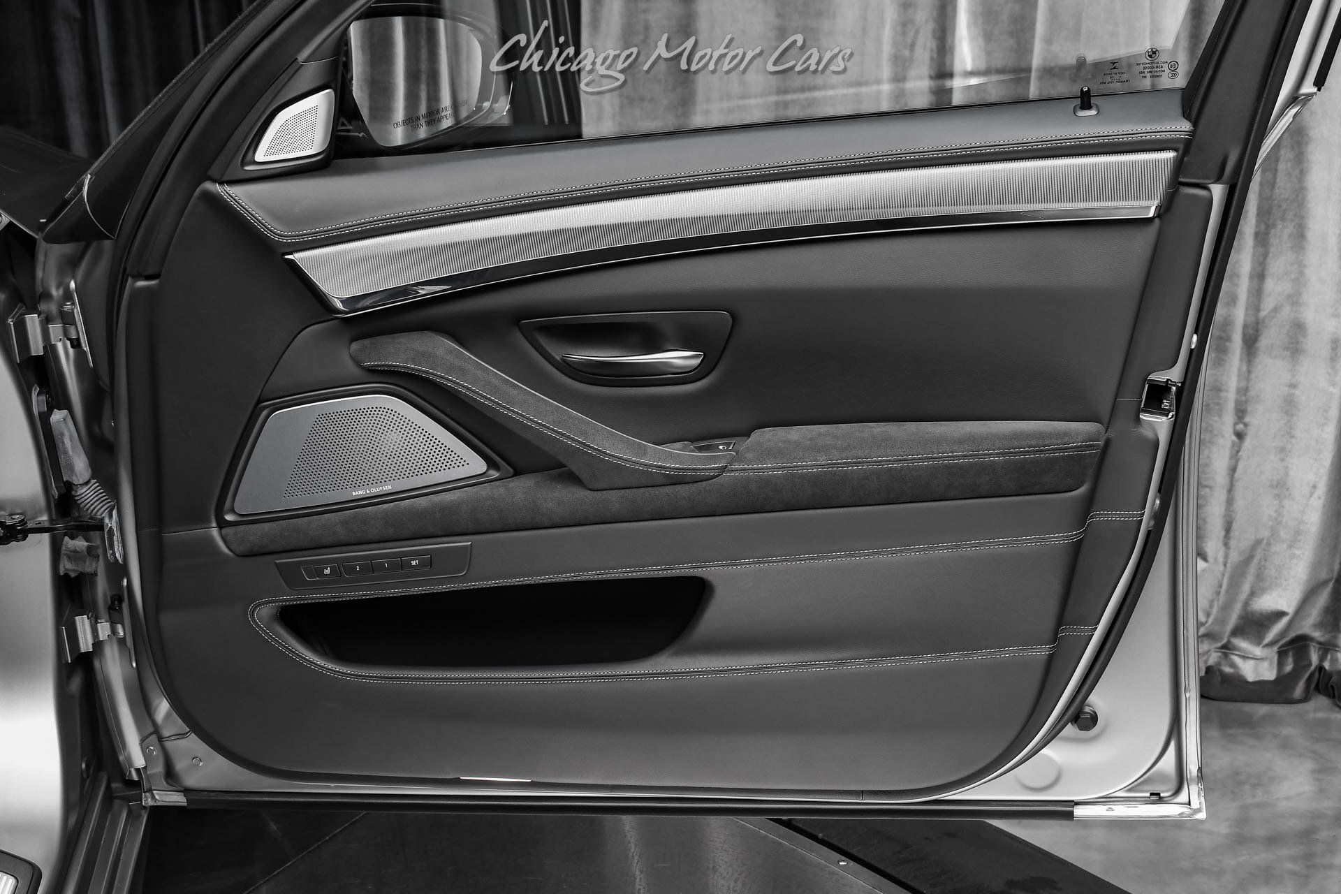 Used 2015 BMW M5 RWD image 36