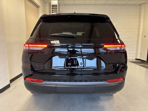 New 2026 Jeep Grand Cherokee Limited AWD/4WD image 19