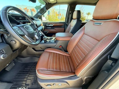 Used 2024 GMC Sierra 1500 Denali Ultimate image 5