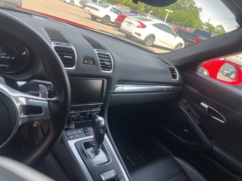 Used 2014 Porsche Boxster S image 11