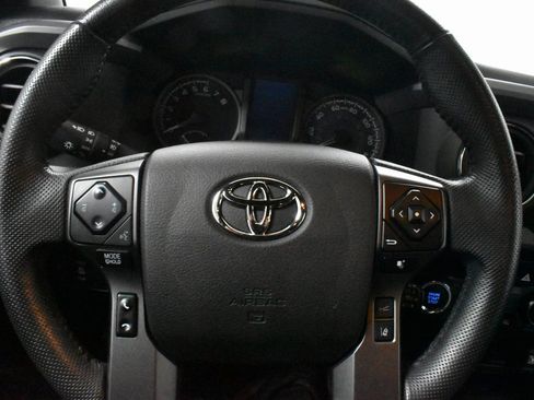 Certified 2023 Toyota Tacoma TRD Sport image 19