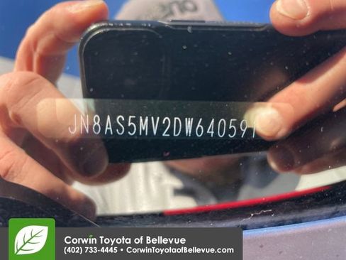 Used 2013 Nissan Rogue S image 29