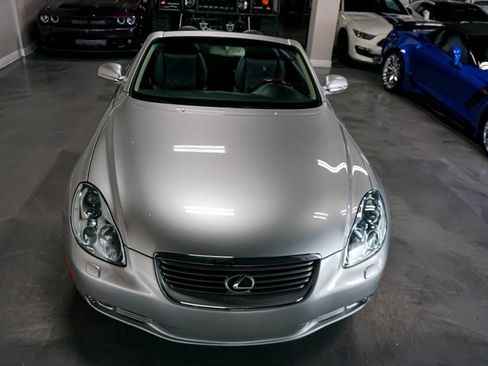 Used 2004 Lexus SC 430 Convertible RWD image 44