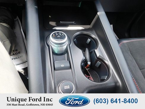 Used 2025 Ford Explorer ST AWD/4WD image 24