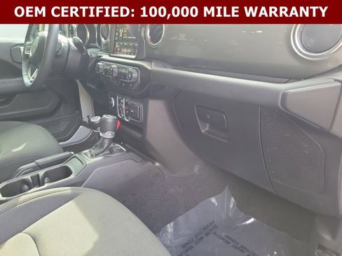 Used 2023 Jeep Wrangler Unlimited Sahara w/ Cold Weather Group AWD/4WD image 21