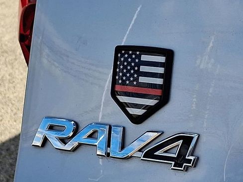 Used 2019 Toyota RAV4 Limited image 34