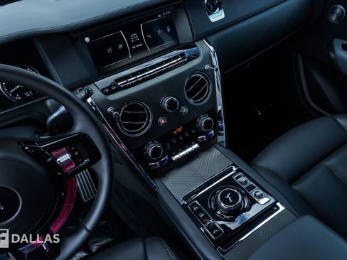Used 2020 Rolls-Royce Cullinan AWD/4WD image 28