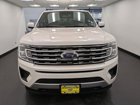 Used 2019 Ford Expedition XLT w/ Equipment Group 202A image 2