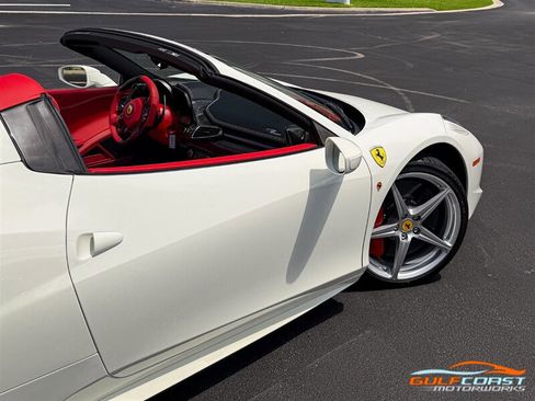 Used 2014 Ferrari 458 Spider RWD image 56