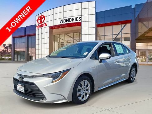 Used 2024 Toyota Corolla LE FWD image 2