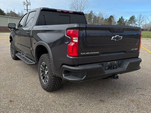 Used 2024 Chevrolet Silverado 1500 ZR2 w/ Technology Package AWD/4WD image 7