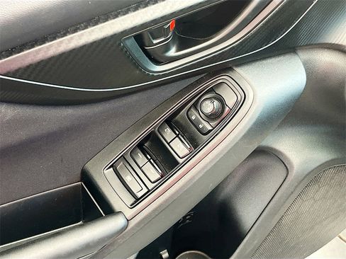 Used 2022 Subaru Impreza 2.0i Premium image 17