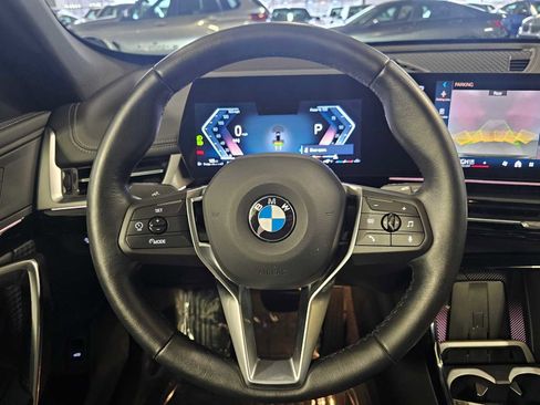 Used 2025 BMW X1 xDrive28i w/ Technology Package image 11