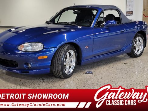 Used 1999 MAZDA MX-5 Miata RWD image 1