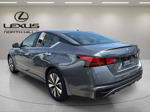 Used 2020 Nissan Altima 2.5 SL FWD image 7