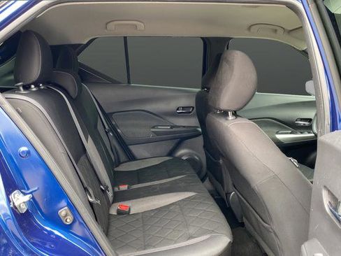 Used 2019 Nissan Kicks SV FWD image 23