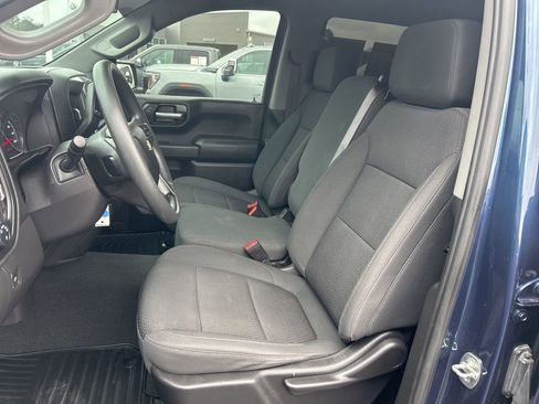 Used 2022 Chevrolet Silverado 1500 Custom w/ Safety Confidence Package image 11