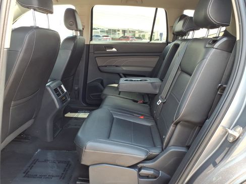Certified 2023 Volkswagen Atlas SE FWD image 22