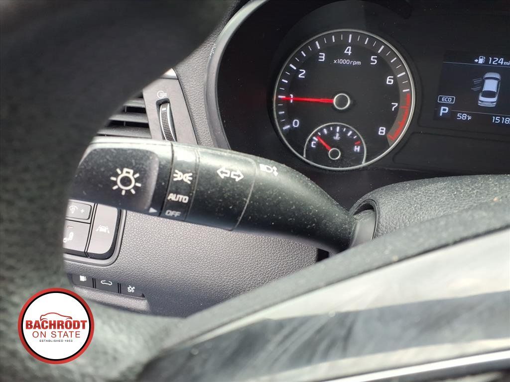 Used 2020 Kia Optima LX FWD image 17