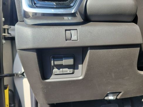 New 2026 GMC Canyon Elevation w/ Convenience Package RWD image 22