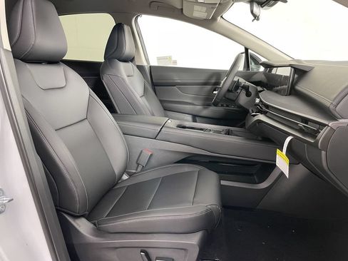 New 2025 Nissan Murano SV FWD image 13