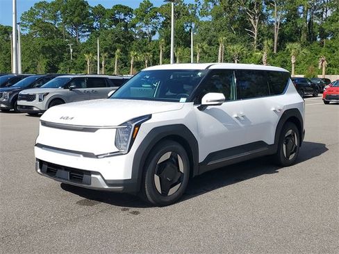 New 2026 Kia EV9 Light image 3