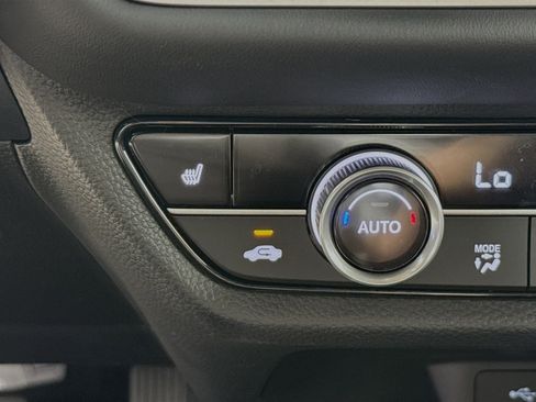 New 2026 Honda HR-V EX-L image 24