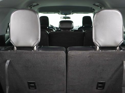 Used 2021 Ford Explorer XLT w/ Equipment Group 202A image 30