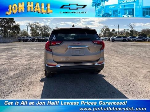 Used 2018 GMC Terrain SLT w/ Preferred Package image 9