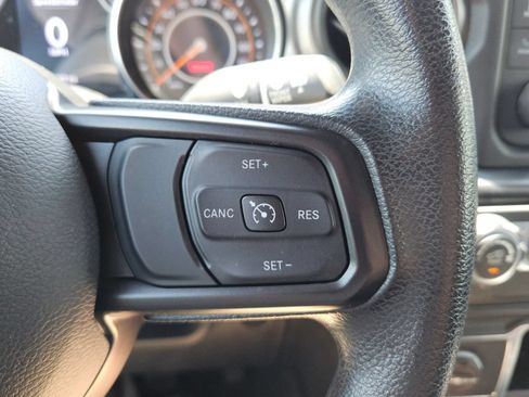 Used 2021 Jeep Wrangler Sport AWD/4WD image 19