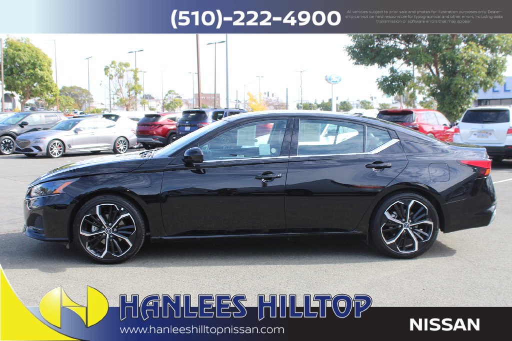 Certified 2025 Nissan Altima 2.5 SR FWD image 2