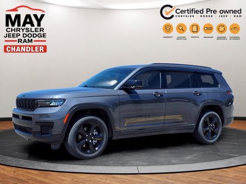 Used 2024 Jeep Grand Cherokee L Altitude AWD/4WD image 17