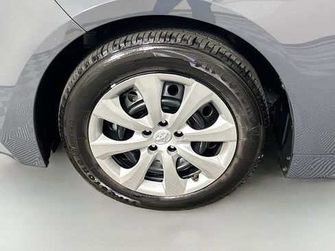 Used 2026 Toyota Corolla LE FWD image 30