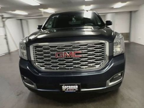 Certified 2019 GMC Yukon Denali w/ Denali Ultimate Package image 3