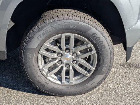 New 2025 Chevrolet Colorado LT w/ LT Convenience Package image 11