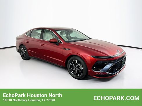 Used 2025 Hyundai Sonata SEL FWD image 1