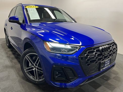 Used 2023 Audi Q5 e Premium Plus w/ Premium Plus Package image 1
