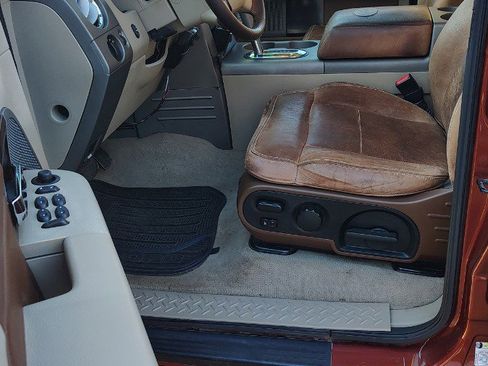 Used 2005 Ford F150 King Ranch image 14