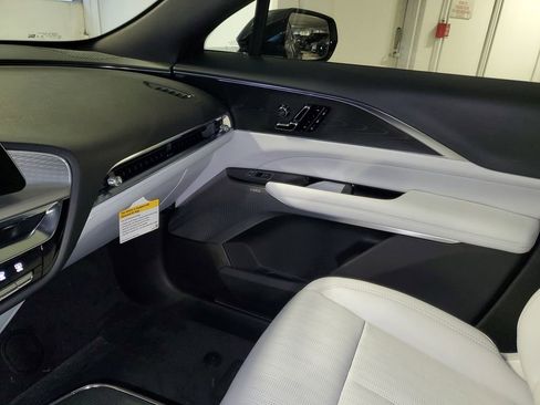 New 2026 Cadillac Lyriq Premium Sport image 20