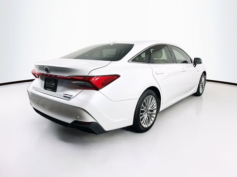 Used 2020 Toyota Avalon Limited w/ Advanced Safety Package FWD image 9