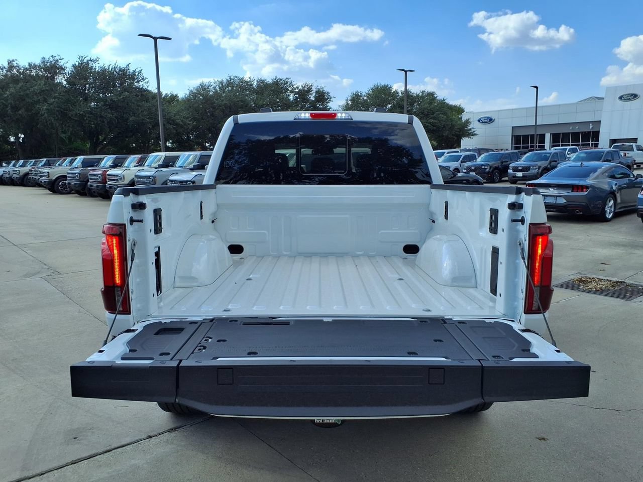 New 2026 Ford F150 King Ranch w/ Equipment Group 601A High AWD/4WD image 22