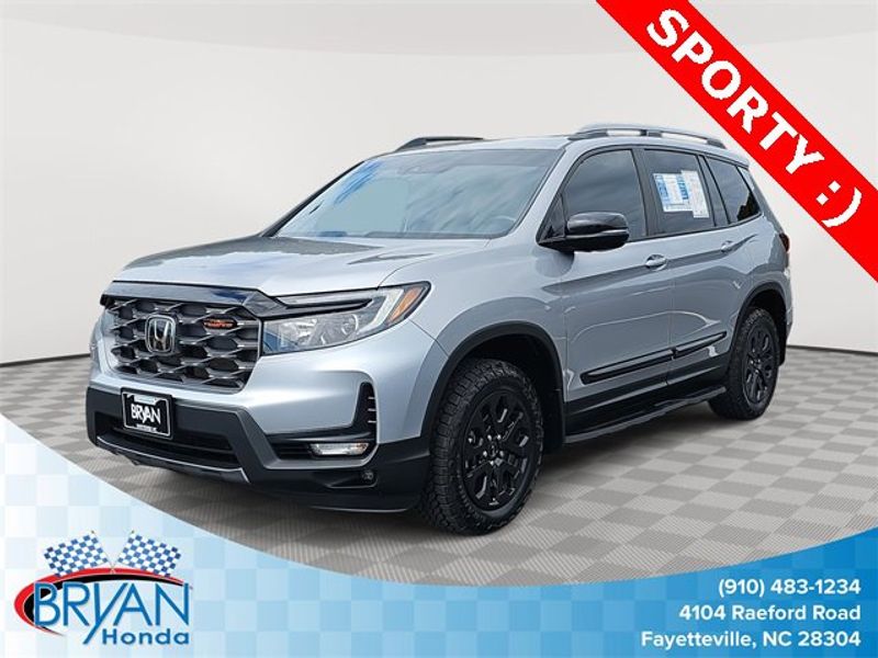Certified 2024 Honda Passport TrailSport image 1