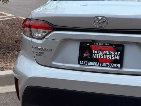 Used 2024 Toyota Corolla LE FWD image 12