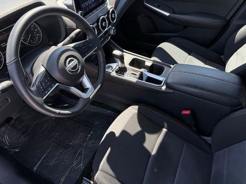 Certified 2024 Nissan Sentra SR FWD image 17
