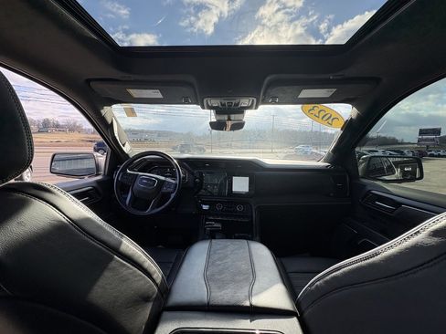 Used 2023 GMC Sierra 1500 AT4X image 24