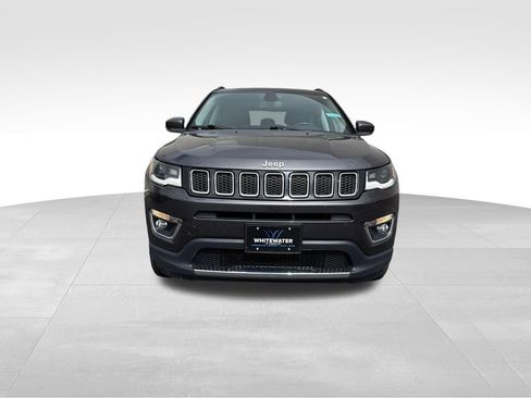 Used 2020 Jeep Compass Limited w/ Premium Lighting Group AWD/4WD image 32