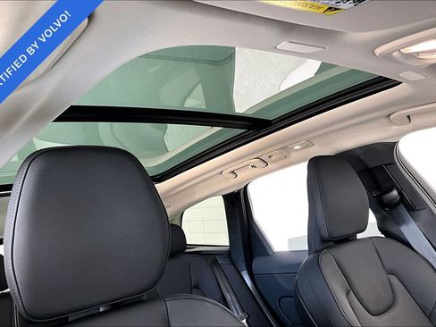 Certified 2026 Volvo XC60 B5 Plus AWD/4WD image 21
